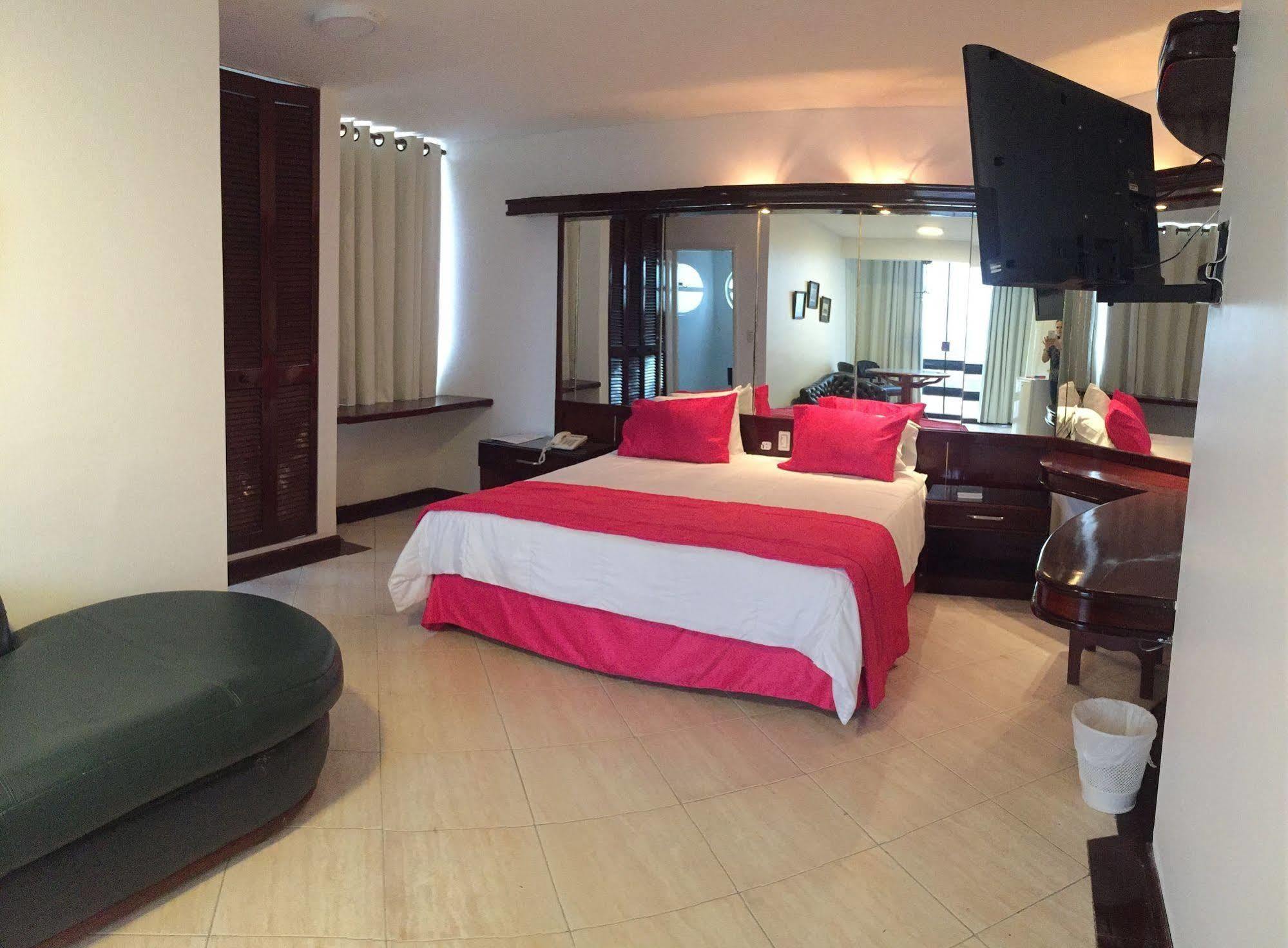 Hotel Arenal Санта Крус де ла Сиера Екстериор снимка